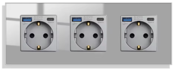 Wandsteckdose | USB A & USB C | Schwarz - Dreifach